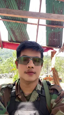 ##ទាហានកម្ពុជា👨🏻‍✈️ #អត់ល្បីដូចគេទេ😞💗 #នឹកផ្ទះ #ប្រាសាទព្រះវិហារ #ខ្មែរជួយខ្មែរ 