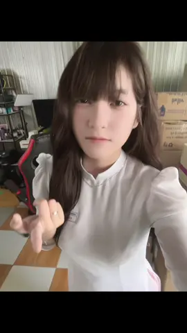 hai mụt mụt k ai tin:))