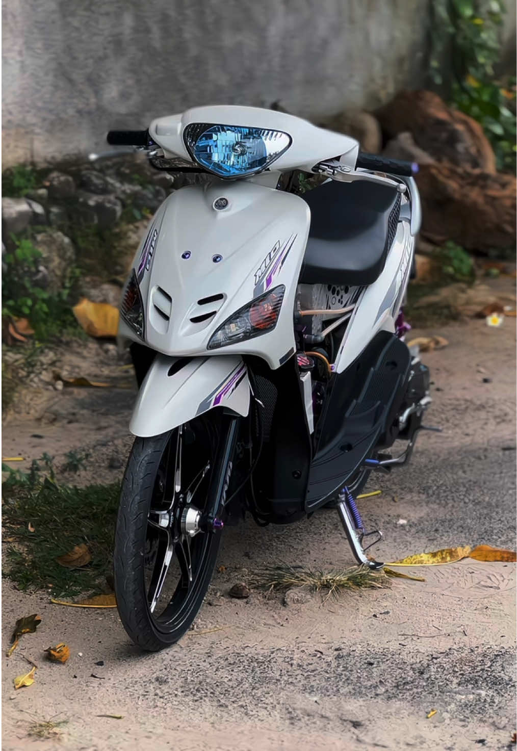 kau curi2 pandangan🥰👌🏼 #miosporty #welovemio #5tlgank🚀 #fyp #ring17style 