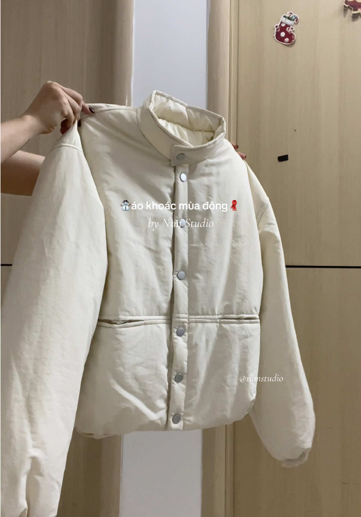 Áo khoác cúc bấm xinb xắn ⛄️🧣🧤 #OOTD #xuhuong 