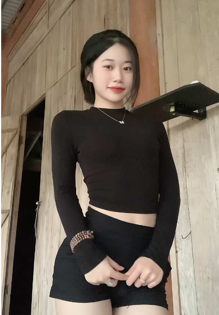 vì ngày hôm nay em cưới rồi...😔