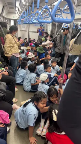 Video không edit âm thanh gì hết thấy nó sống động thôi rồi #metrohcm #hochiminh 