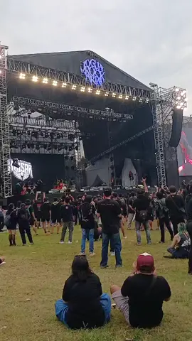 Kerangka Langit dibawakan lagi sama Kaisar di @jogjarockartafestival  6 - 12 - 2025 #konser #jogjarockarta 
