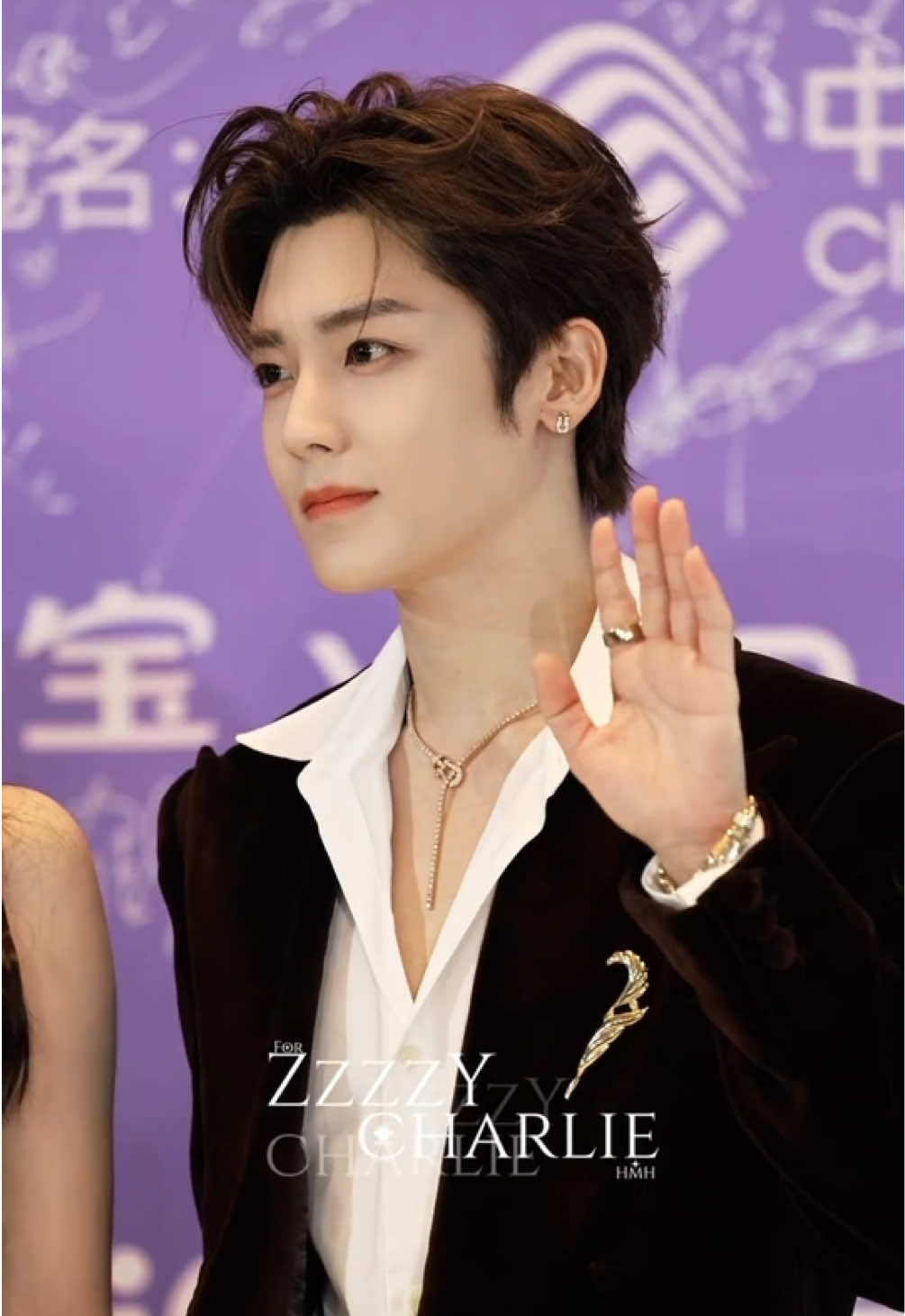 Nay chồng tôi ảnh tổng tài quá đi 😍😍😍 Hầu Minh Hạo tại sự kiện Đêm Hội Gào Thét iQIYI 2025 #houminghao #hauminhhao #neohou #侯明昊 #侯明昊neo 