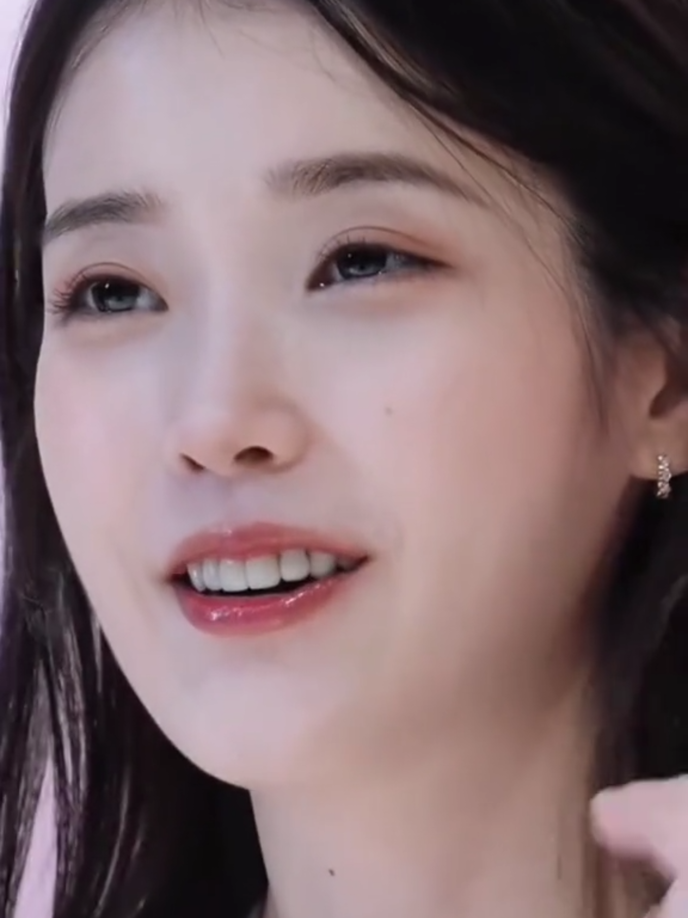 #IU #아이유 #iuleejieun #李知恩아이유 #iu贴脸拍 #国民妹妹iu李知恩 