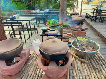 Một chiếc quán với view xinh xinh, một nơi có đa dạng món ăn để lựa chọn, một nơi để chill cùng bạn bè và gia đình ❤️#trending #