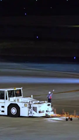 #groundhandling #allnipponairways #jowostory #hanedaairportjapan✈️🇯🇵 