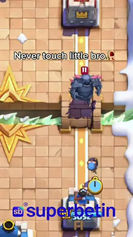 little bro💔 @SuperBTNsosyaL #clashroyal #fyp #larry #clashroyalemoments #clashmemes 