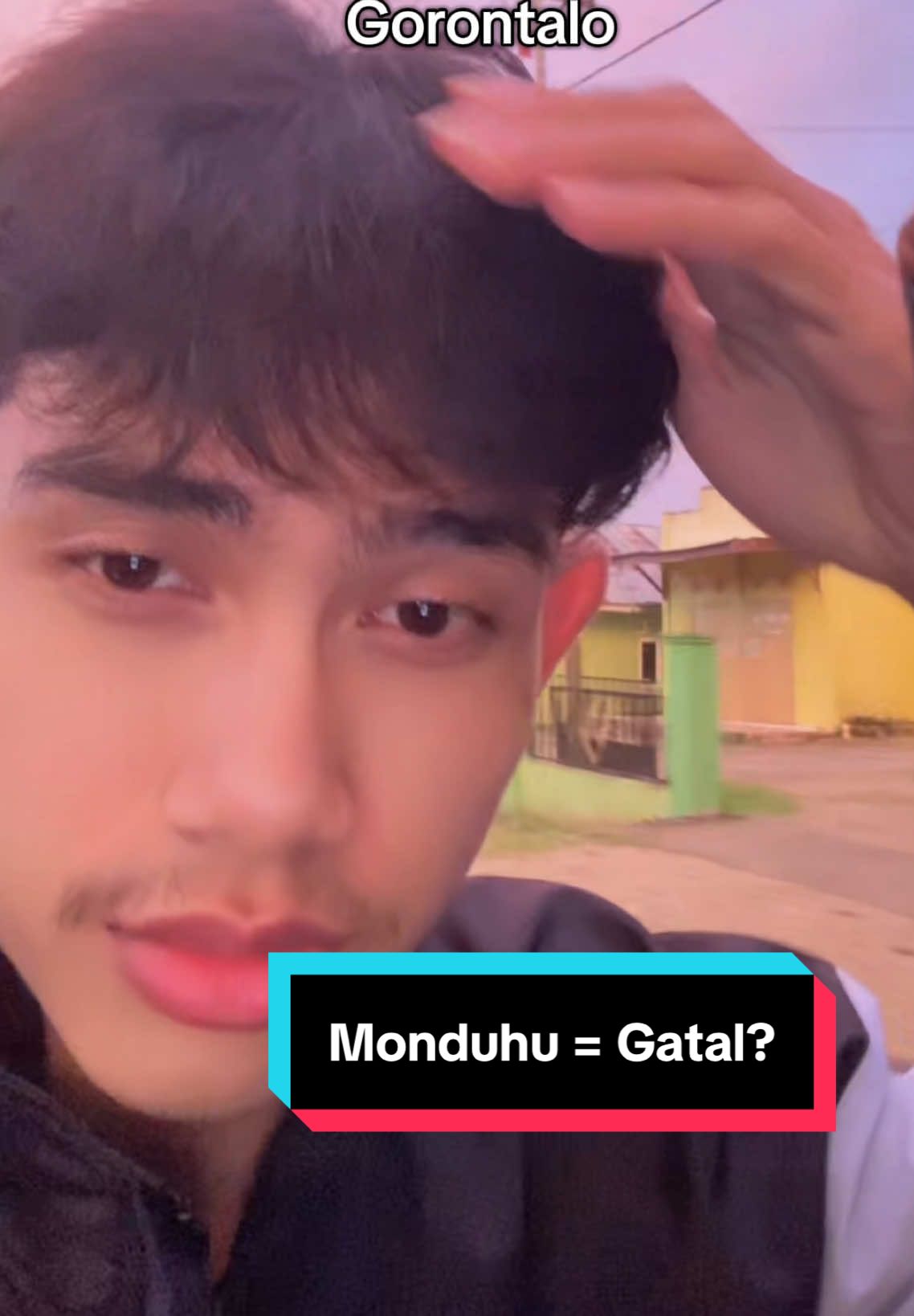 Monduhu sekali kita pe mata kena serangga di jalan 😖😖 #gorontalo #gorontalotiktok #gorontalofyp #logatgorontalo #monduhu 