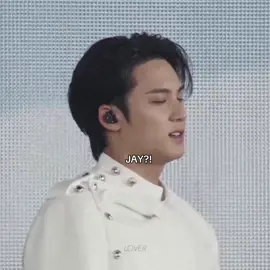 kok mirip yaaa #mingyu #jay #seventeen 