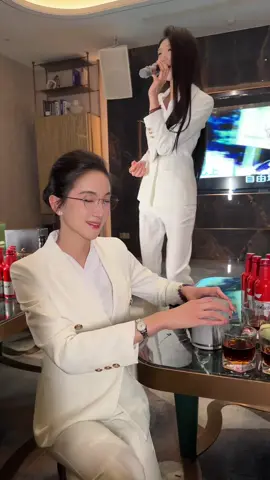 #ktv #bar #douyinmusic #nhactrungquoc #douyincover #xuhuong #covers