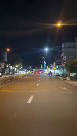 Mùa Noel đã đến em về đâu hỡi em 🥀🥀🥺🥺#tamtrang #virrall #noelbuon #langthangduongpho #suy 