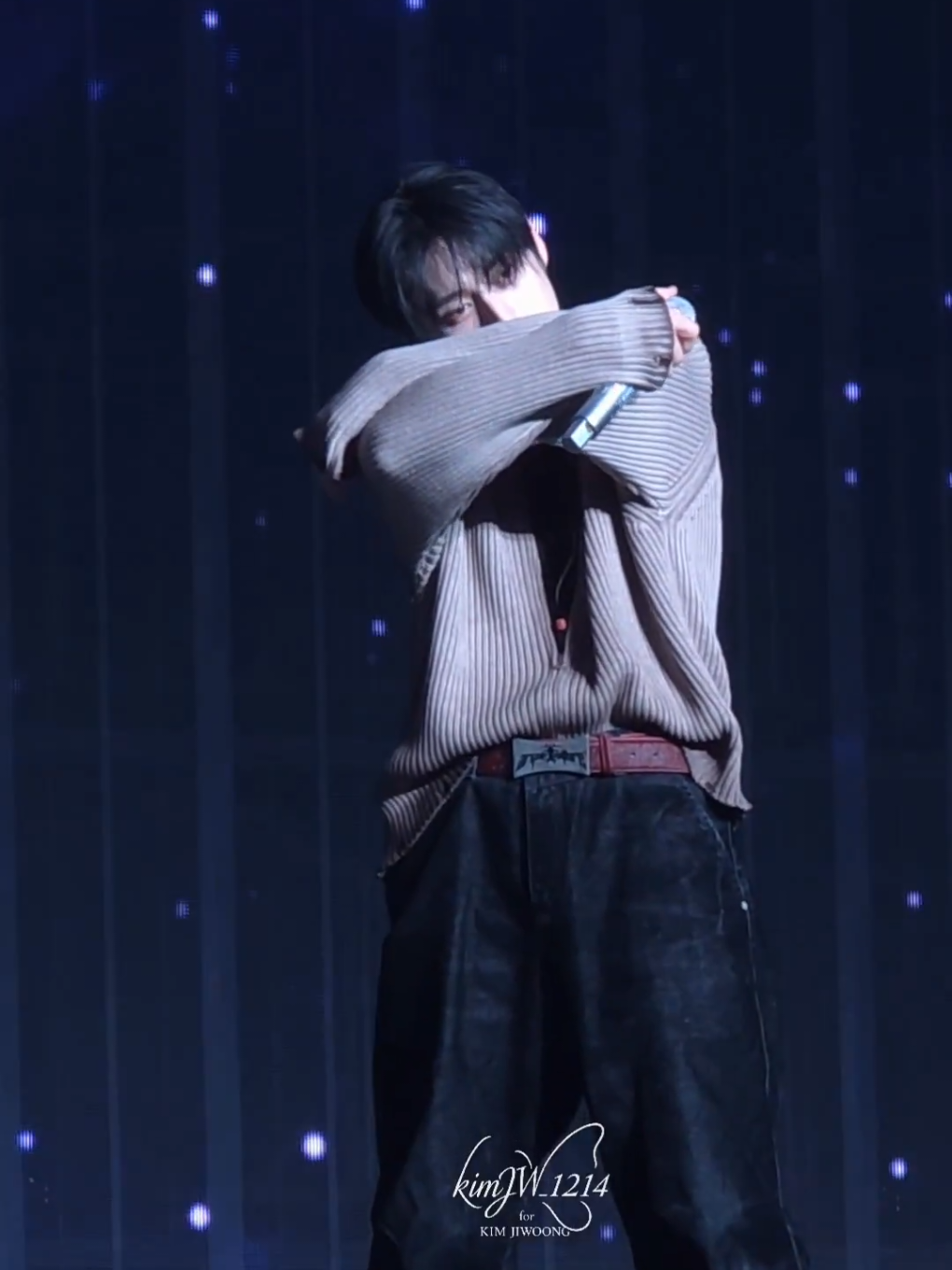Jiwoongie on sound check todayyy 😚 #KIMJIWOONG #JIWOONG #김지웅 #キムジウン #Zerobaseone
