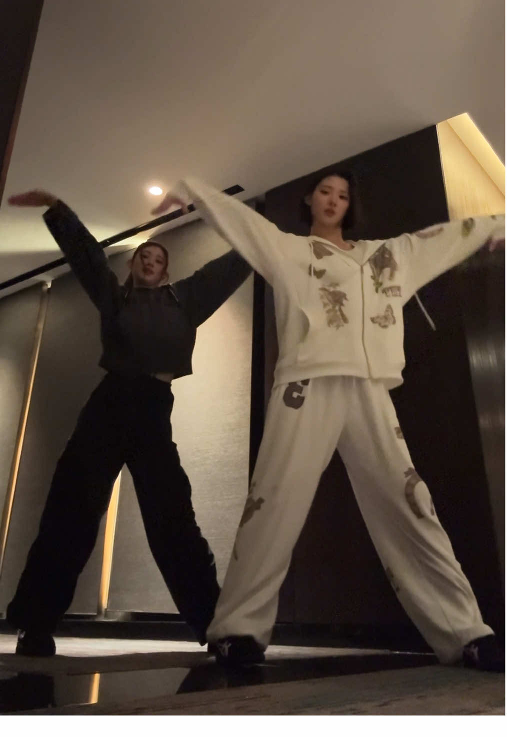 된 거 같으 #Hearts2Hearts #하츠투하츠 #H2H #JIWOO #A_NA 