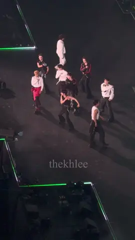 Dokyeom wrapped Mingyu’s jacket around his waist… don’t tell me he ripped his pants again 😭😭😭 New_ in Osaka d2  #dokyeom #mingyu #seventeen 