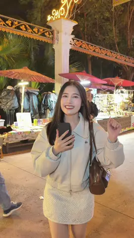 ຕະຫຼາດກາງຄືນ12ບັນນາ🇨🇳🤏🏻✨ #ມີນາສາວລາວ #中老铁路开通四周年