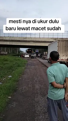 macet 