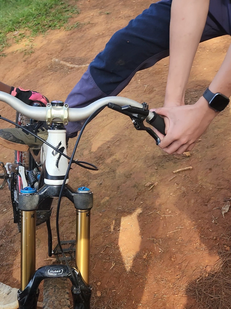 Ang high rise ni idol ay naging drop bar #mtb #fyp #bike 