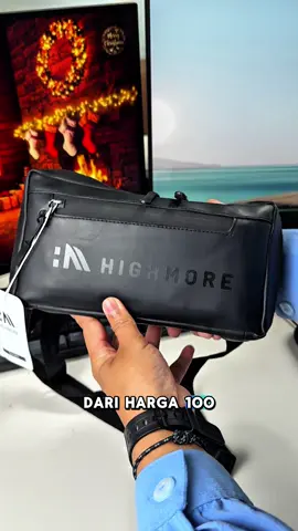 Tas selempang tahan air, harga MURCEE! Cakep buat ootd an 🥳 bisa jadi 3 model 🤩 langsung gercepin promonya! 😎 #tas #taswaterproof #tasselempangmurah #guncang1212 #gajiansale