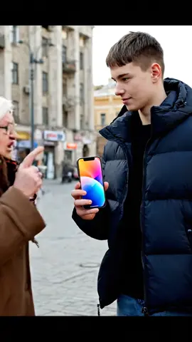 Бабка шарит за трендами