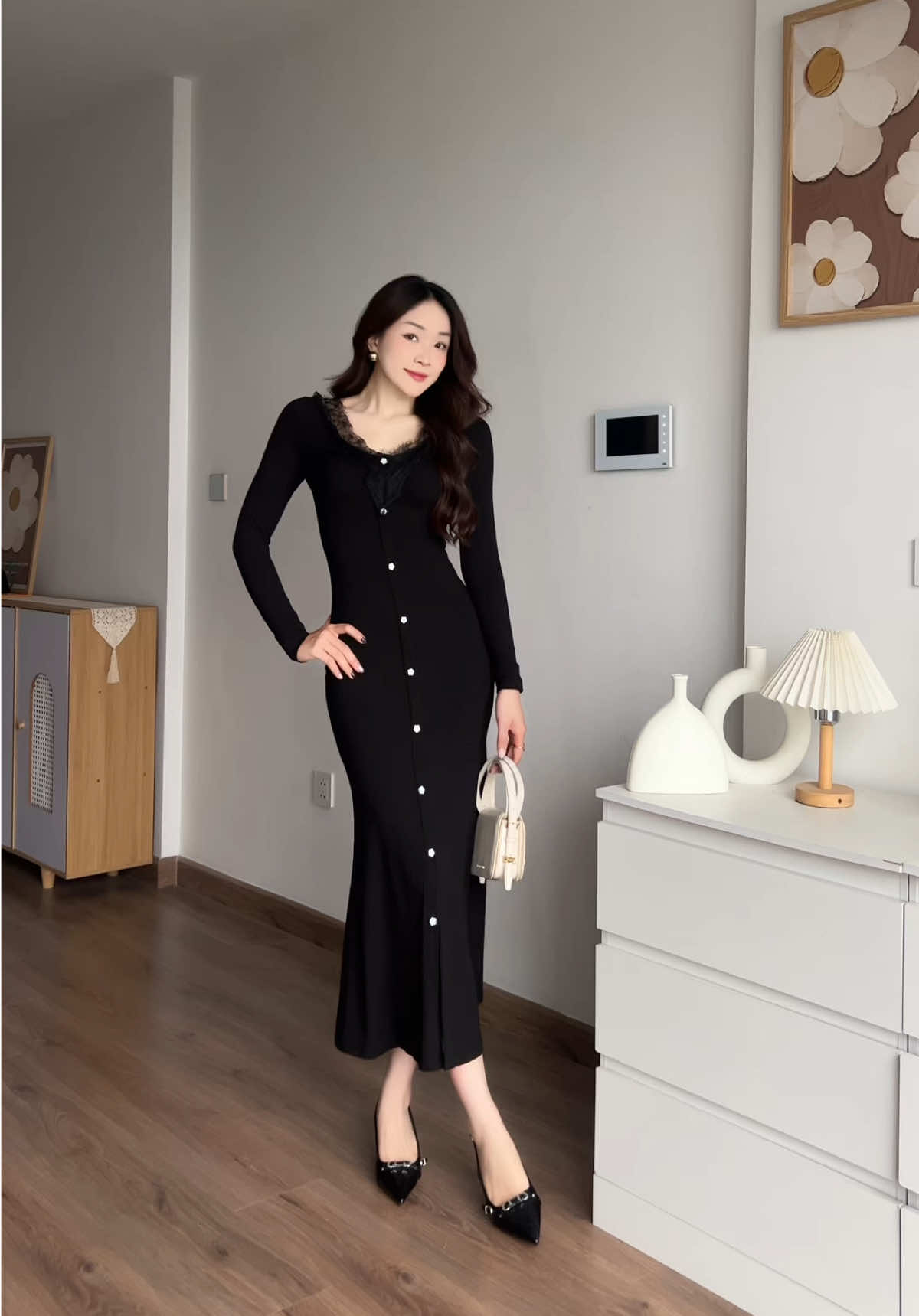 Xinh đẹp quyến rũ vượt mức cho phép íkkk ^^ @Miolady_ #fashion #outfit #OOTD #nimdayyy 