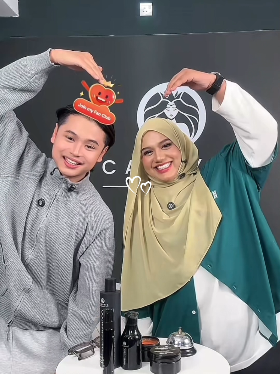 After 2 thn Wid x buat apa² content pasal mana2 pasangan celebrity kt Malaysia nie. Wid suka tgk Fatmira & BASS tp aura dia tak cukup utk buat Wid smpi nk start balik buat vtt. Semua nie gara2 ship yg Wid support selama 1 thn lbh Karam mcm Kapal Titanic. Mmg down sgt masa tu tp In Sya Allah, perancangan-Nya adalah yg terbaik. Pasti Allah dh susun jodoh yg terbaik utk mereka.  After 2 thn tue, tiba² Wid kenal pasangan nie. Malzan @ Nourrah (Ikhmal Nour & Harszan). Dalam tempoh tak sampai 2 bln, Wid dh terjatuh sayang pada pasangan ni. Malzan mmg selalu berjaya buat Wid blushing & jujur ckp, Nama diaorg berdua selalu Wid sebut² dlm doa² Wid. Wid selalu doakan kejayaan, kesihatan, rezeki, kebahagiaan & jodoh untuk mereka berdua. Wid nk mereka berdua selalu happy & berjaya.  “Ya Allah, Tuhan Yang Maha Mengetahui isi hati hamba-Mu. Jika Noor Ikhmal Haqim bin Noor Azhar & Nurnazrah Abd Samat adalah jodoh Yang baik untuk agama, kehidupan, dan masa depan, maka dekatkanlah hati mereka, satukanlah mereka dalam ikatan yang Engkau berkati. Limpahkanlah kepada mereka ketenangan, kasih sayang, dan kebahagiaan yang berpanjangan. Jauhkanlah segala sifat yang boleh memisahkan mereka, dan lindungilah hubungan mereka dengan keberkatan-Mu. Rabbana atina fid dunya hasanah wa fil akhirati hasanah waqina azabannar. Aamiin Ya Rabbal 'Alamin