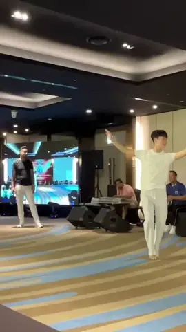 Iraqi Dancing رقص عراقي | Bellydance #bellydance #shorts #wonjoongahn