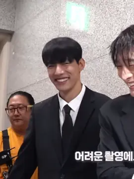 Cười nữa chắc báo công an quáaa #jeongriu #정리우 #ThundercloudRainstorm #천둥구름비바람 #bl 