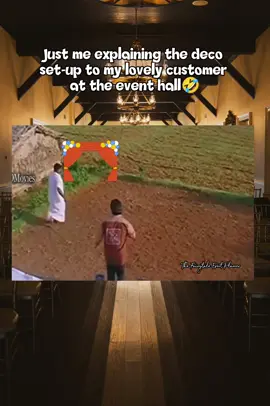 Just me explaining the deco set-up to my lovely customer at the event hall🤣