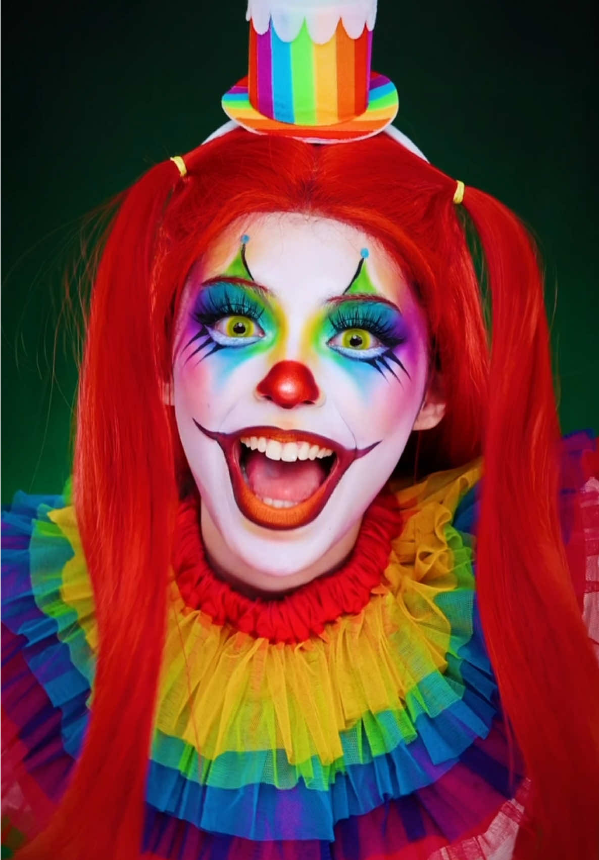Bringing in some color to your fyp! ❤️🧡💛💚💙💜 #clownmakeup #trend #rainbow 