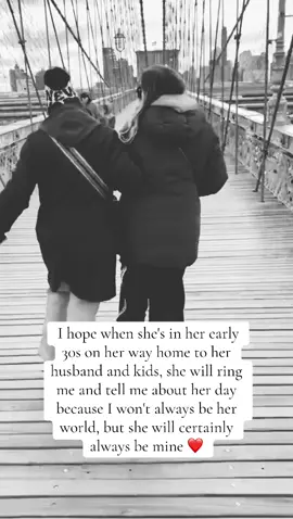 Always my daughter my best friend ❤️ memories of New York , Brooklyn Bridge  😊 #daughter #memories 