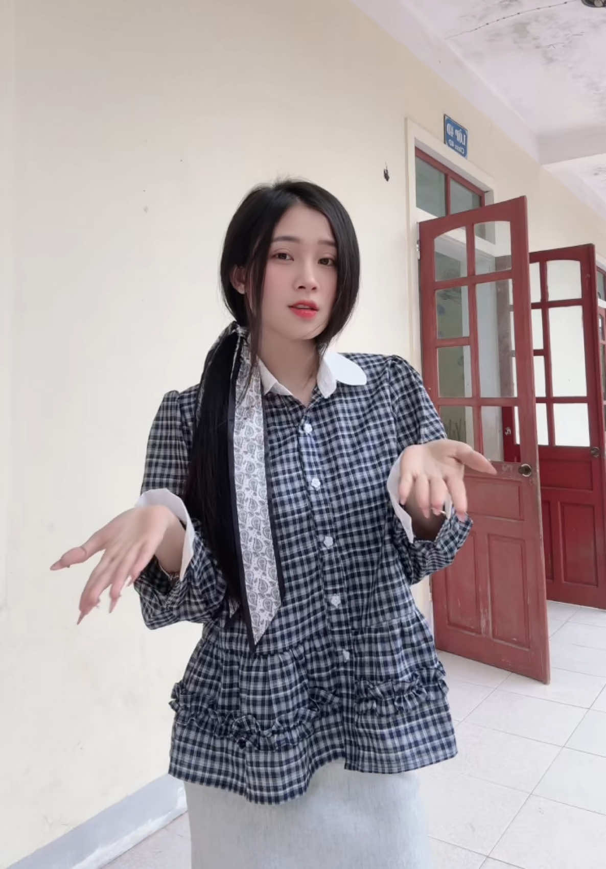 Ôi các trò của cô ơi, cô không ngờ tới luôn đó #cogiaotieuhoc #codieune #ao #hocsinh 