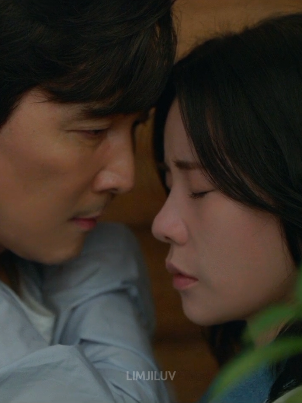 they rlly care a lot abt each other but they dont know the other's true feelings. He missed his change to admit that hes Melomaster and to confess his feelings to her :(  ib: leomarelo_  #limjiyeon #leejungjae #nicetonotmeetyou #kdrama #fyp 