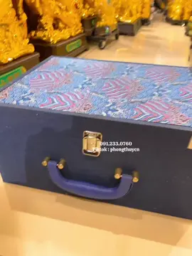 Lọ lục bình phong thuỷ hoạ tiết con công (chim Khổng Tước) (cao 30, dài 13, rộng 13) #trending #phongthuy #viral #xuhuong #lọ 