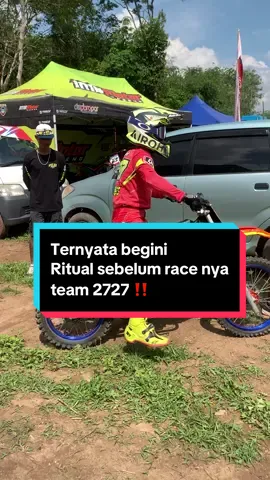 Pemanasan sebelum race 🔥@berkah sari karya @ADI ROKET_27 @Wawan// @Danang Seto2727 @Daris putra pratama II @Pekajaman Muffler Official  📷 @cbanjani  #sambat_racing #grasstrackindonesia #bebekmodif #grasstrack #belitangokutimur 