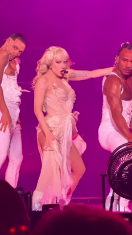 i dont know how this is so perfect but #mayhemball #ladygaga #melbourne #marvelstadium #lovegame