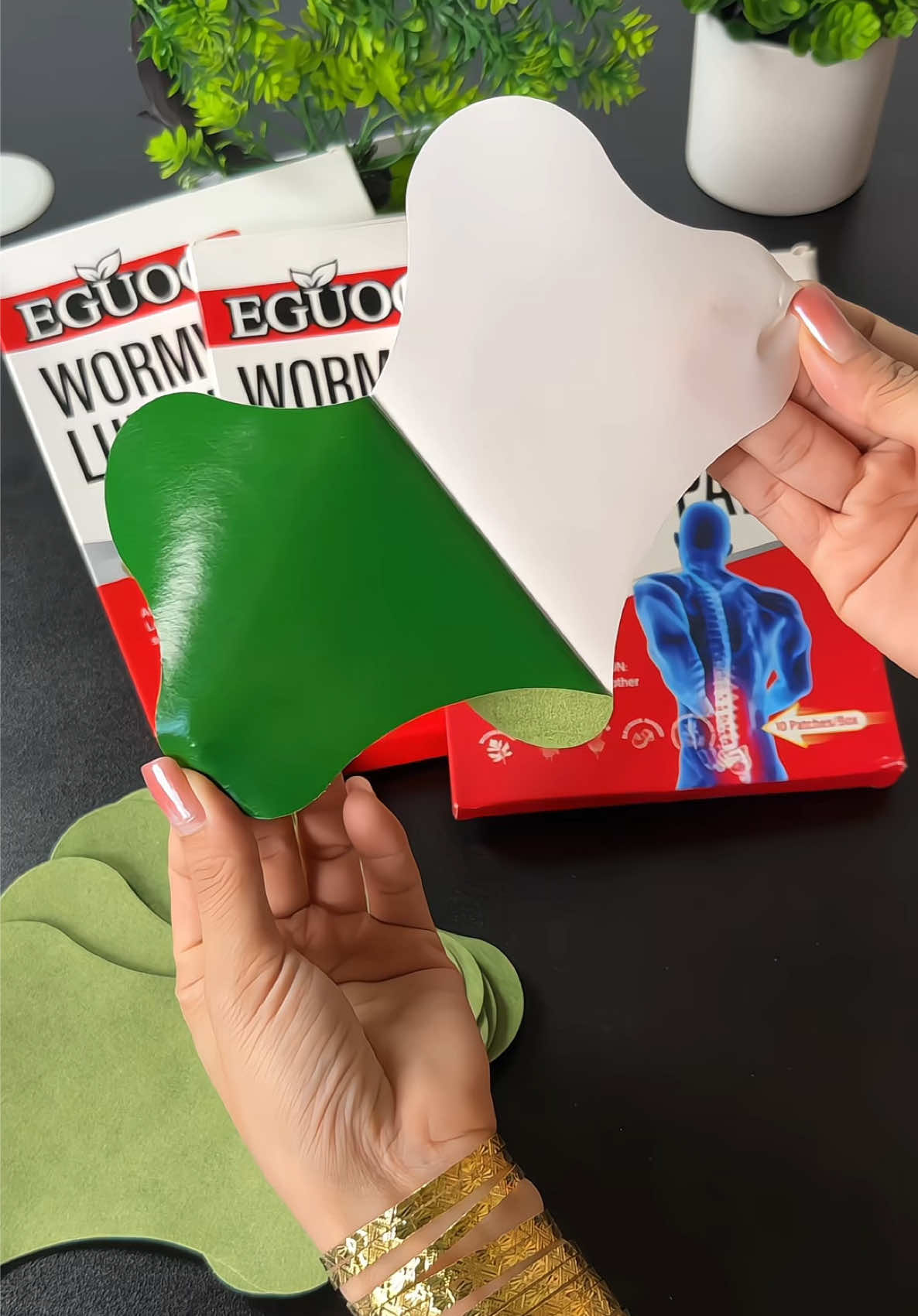 Từ ngày chồng em xài cái miếng dán này thì thắt lưng nó đỡ đau hẳn #miengdangiamdau #miengdaneguoo #dauthatlung #tiktok #lytrainghiem 