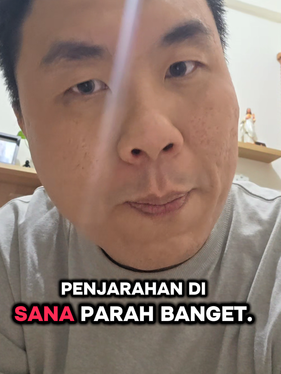 bencana digunakan oleh sebagian pihak buat ambil emas ,uang, PS5 ,jam tangan ,gitar listrik dll.. keterlaluan ya.. besok aku akan wawancara orangnya.. 😣