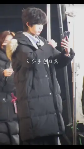 [2025.12.6] Hengiuu🥺🤏 #trandichhang #chenyiheng #jonathan #tts #tf #f4  #tfgiatộc #tfgiatocf4 #tffamily #tffamily🇨🇳💫 #sdfj #tudai #lau18 #lau18_🍿 #lầu18🌟  #thoidaiphongtuan #sdfj_lầu18🌸🎐 #dury_cyh #capcut #xh #fyp #xhtiktok #dethuong #dangyeu #cute #cuti #ume #deptrai #traidep #hot #new #quay #🔥 #🔥🔥🔥 #❄️ #soiguong #bedieu 