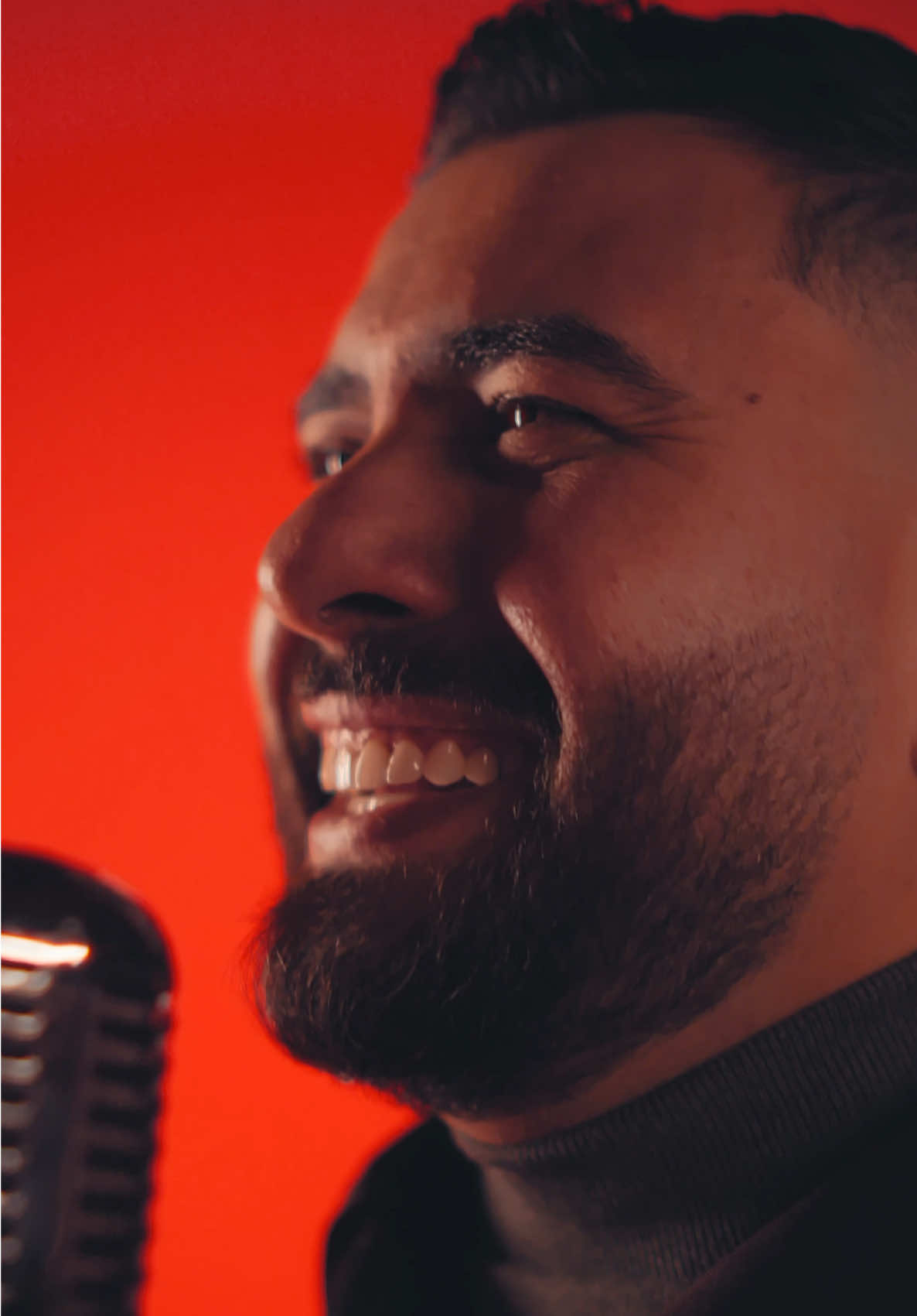 لك عيني عيني عشاكه لك عيني كلش مشتاقه  تلمع لمن نتلاقه وبيها يبين قلب ❤️ الحب  #ستار_سعد #عاجبني_احبك #fyp #foryou #sattarsaad 