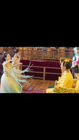 Trải nghiệm lm quàng thuợng tại tiệc yến ở Trung Quốc😂#douyin抖音 #中国人 