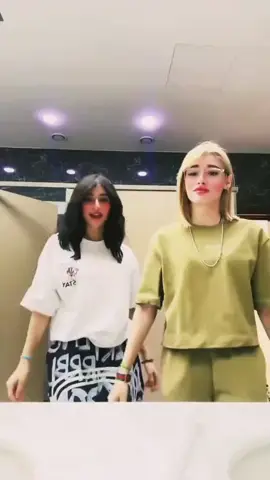 😅🕺🏼💃🏼😅@فـضـيل بـيـدري😅🤘🏻. @مواس الطيب🪐😍 @قرود//𝑚𝑜𝑛𝑘𝑒𝑦𝑠 †⚜️ @قرود//𝑚𝑜𝑛𝑘𝑒𝑦𝑠 † #بنات#باچي#فضيل #بيدري #😅 