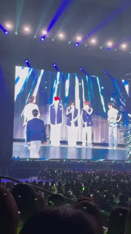 semuanya diajak join dance off the wall haechan😭 #nctdream 