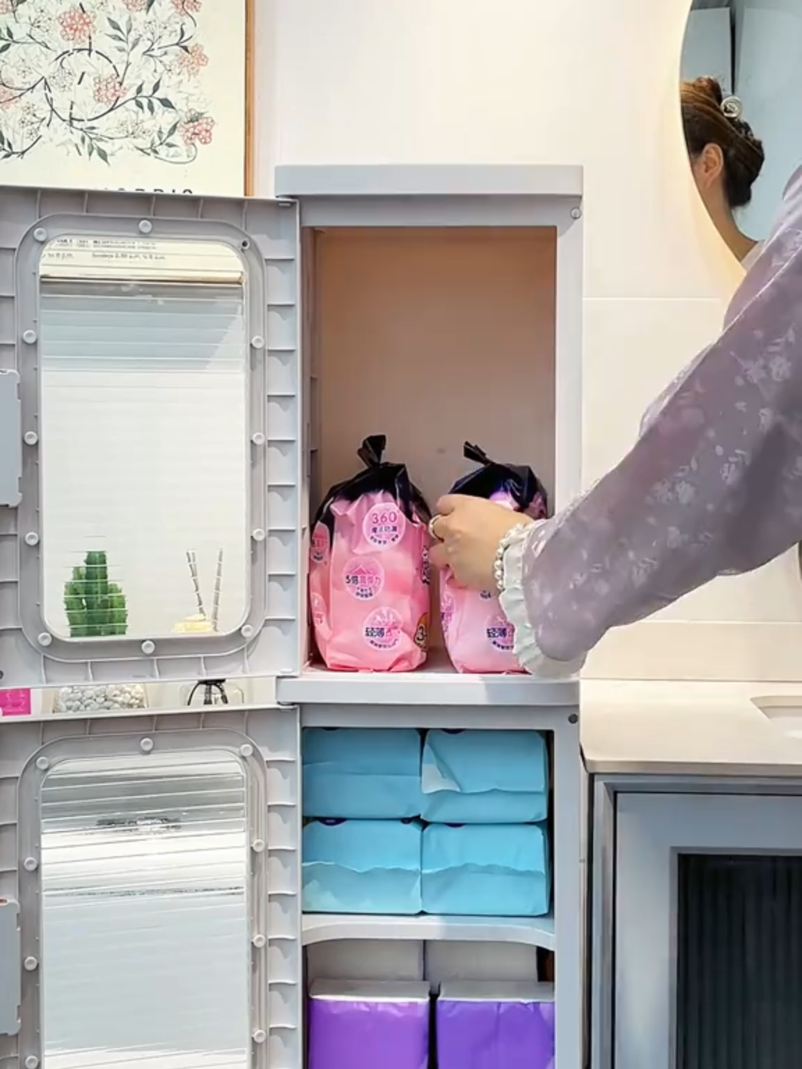 Tủ đựng đồ nhà tắm nhiều ngăn , sử dụng thuận tiện , dễ dàng giúp căn phòng trở nên gọn gàng và xinh đẹp hơn đây ạ!#tudedodanang #nhatam #giadungtienich #decornhatam #zihome