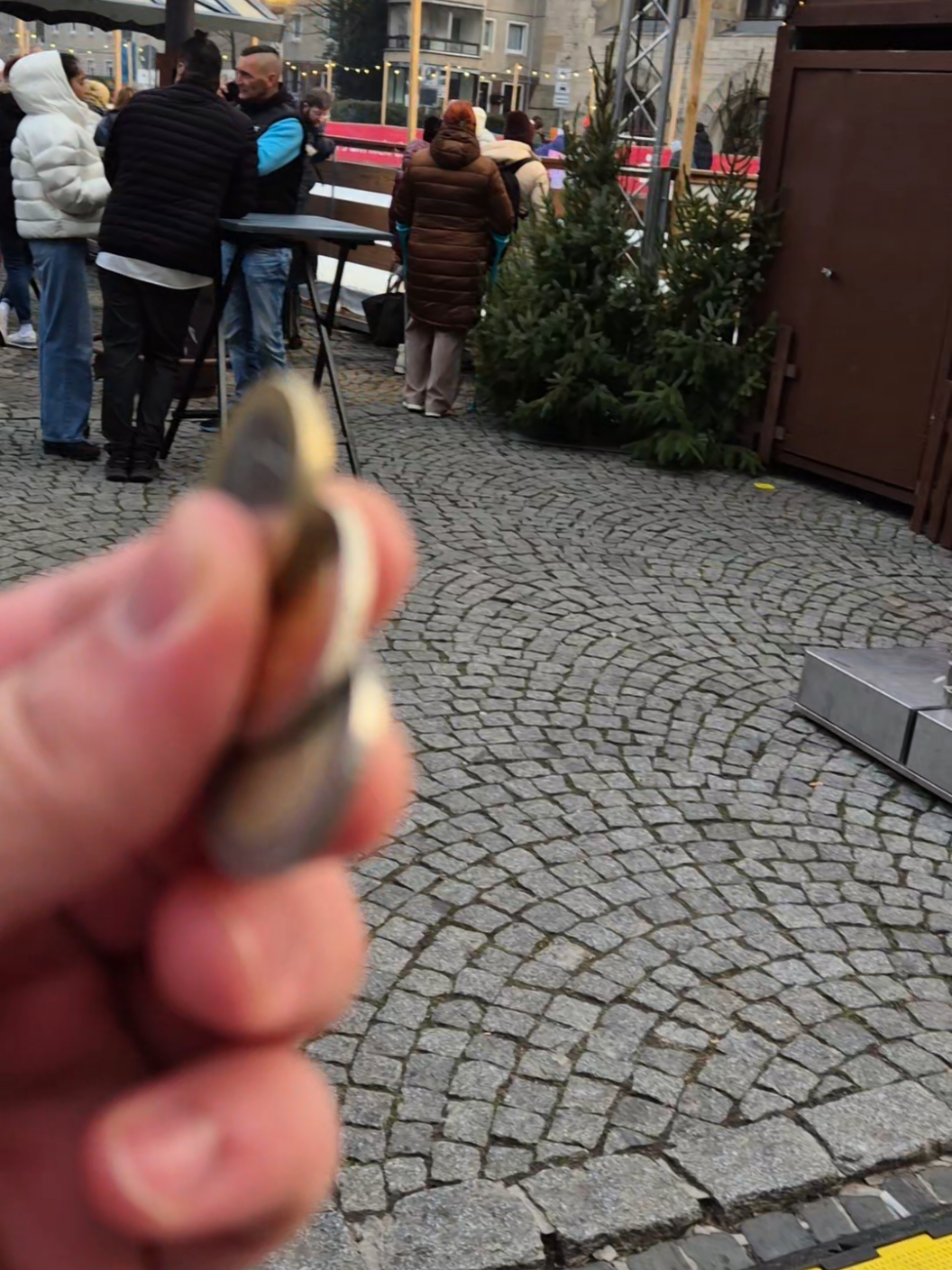 Alles so teuer 🥲#nimmtesmithumor #viral #Weihnachtsmarkt #humor 