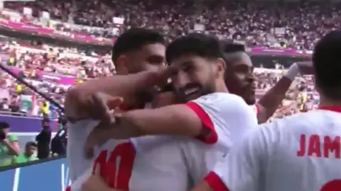 أنا أمي أردنية  همها تربي زلم ،، مبروك للنشامى  🇯🇴❤️