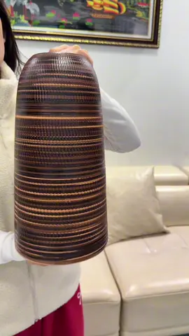 Bình cắm hoa decor vừa đẹp vừa sang #binhcamhoa #binhcamhoagomsu #binhhoadecor #xuhuong 