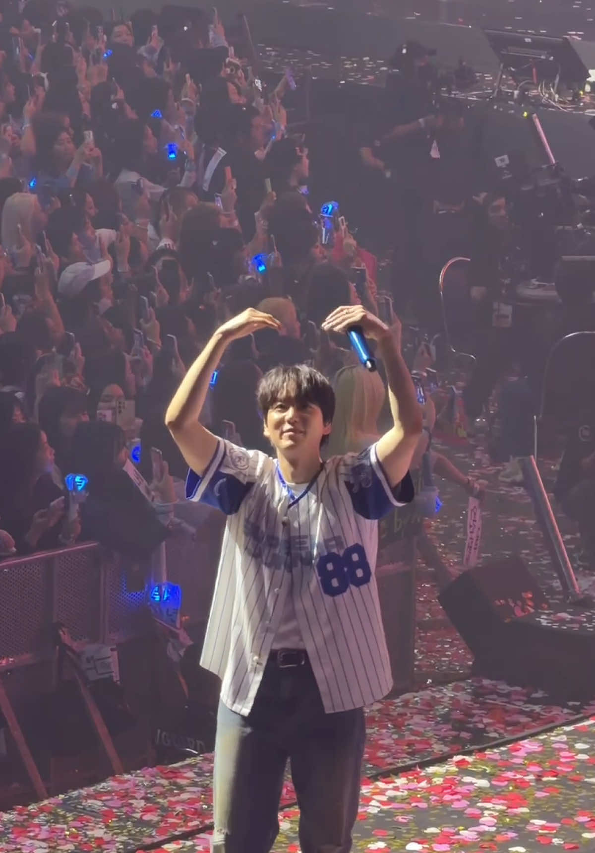 รักของเราหน้าตาแบบนี้ มุ้มุ้ 💙🐧 #SS10inBKK #superjunior #kyuhyun 