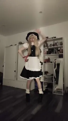 omg what if this song with Fuji #marisakirisame #marisakirisamecosplay #touhou #touhoucosplay 