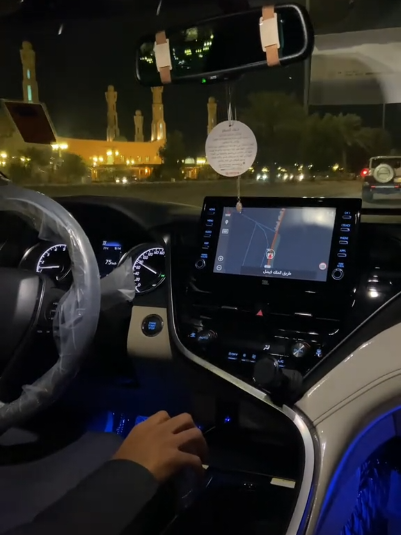 أتحفونا بالعناوين.. بقراهم كلهم 👇🏻📖 ​    ​#الكويت ​#اكسبلور ​ #خواطر ​#نقاش ​#الشعب_الصيني_ماله_حل😂😂 